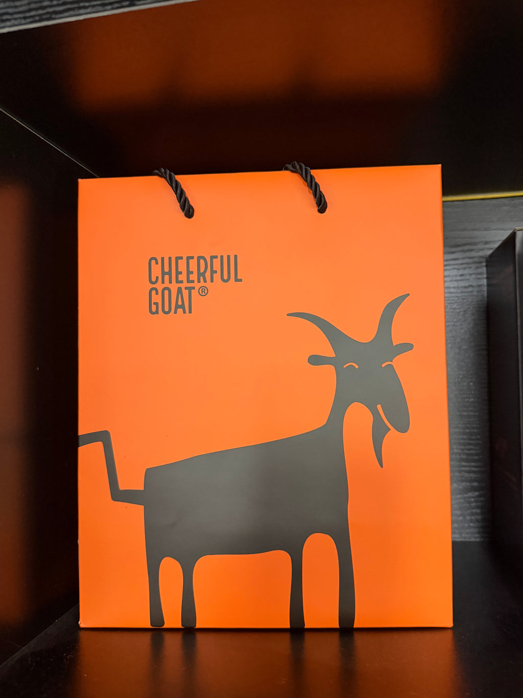 CHEERFUL GOAT GIFT SHOPPING BAG
